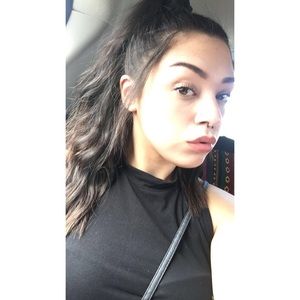 Meet your Posher, Ashlee